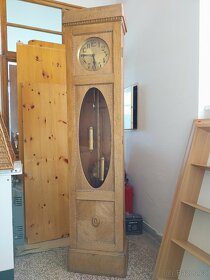 Podlahové dřevěné hodiny Becker - 2