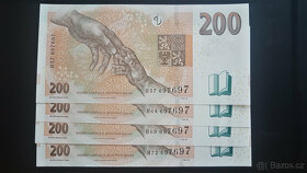 Rarita - štvorica bankoviek 200 Kč (2018) s rovnakým číslom - 2