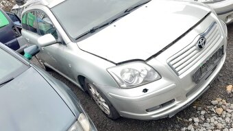 Toyota Avensis Combi 2,0 D4D 85kW 2003 - dily - 2