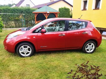 Nissan LEAF, střešní solar - 2