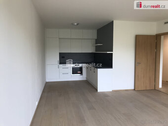 Pronájem 2kk 61,5m2 P4 Riviéra Modřany balkon 9m2 garážové s - 2