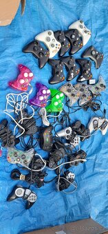 XBOX PLAYSTATION příslušenství na DÍLY NEBO OPRAVU - 2
