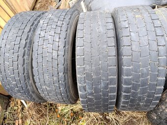 Pneu 225/75 r17,5 - 2