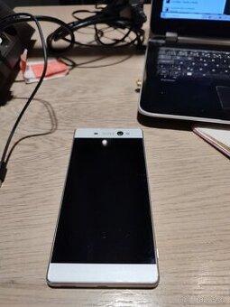 Sony Xperia XA Ultra - 2