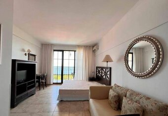 K prodeji je útulné studio 51 m² v exkluzivním resortu v Obz - 2