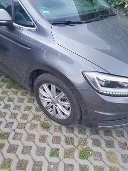 VW TOURAN DSG 2.0TDI 110KW, jako nový - 2