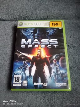 Xbox 360 hra mass effect + obal na cd původně z Ps4 - 2