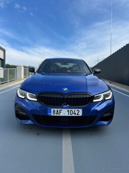 BMW 3er (G20) 330d xDrive M Sport – TOP výbava, krásný stav - 2