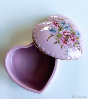 Růžový porcelán - 2