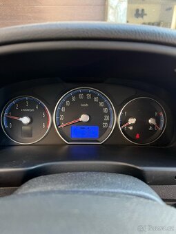 Hyundai Santa Fe - 2