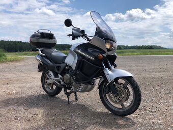 Honda XL 1000 V Varadero - 2
