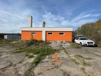 Prodej rodinného domu o rozloze 370 m2, Prasek, ev.č. 00287 - 2