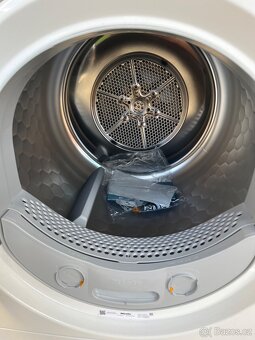 Sušička Miele TWD660 WP – na náhradní díly / opravu - 2