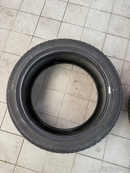 245/45R20 - 2