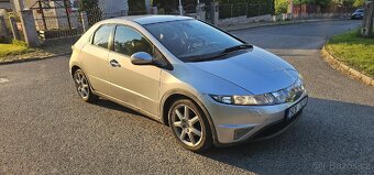 Honda Civic 2,2 iCTDI 103kW - 2