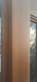 Prodám falcové dřevěné dveře 80cm - 2