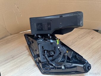 SVĚTLO PEUGEOT 3008 II - 2