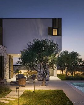 CHORVATSKO: Šibenik – luxusní samostatně stojící dům s bazén - 2