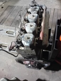 Zetor 4011 motor - 2