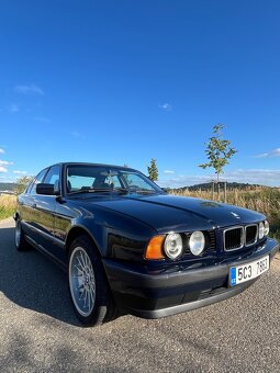 Bmw e34 525i - 2