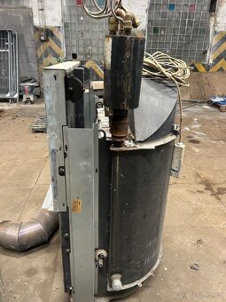 Prodám krbová kamna v výměníkem - 2