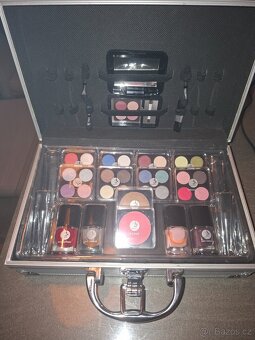 Kosmetický kufřík - 2
