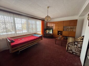 Daruji obývací stěnu - 2