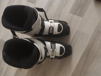 Lyže a lyžáky - 2