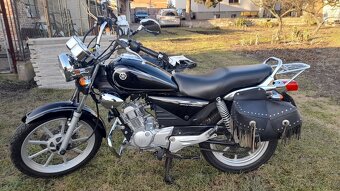 Yamaha YBR 125 Custom - 2