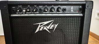 Kytarové kombo Peavey Rage 158 - 2