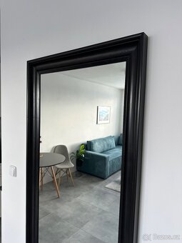 Nástěnné zrcadlo - 2