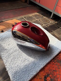 Nádrž Jawa 175 - 2