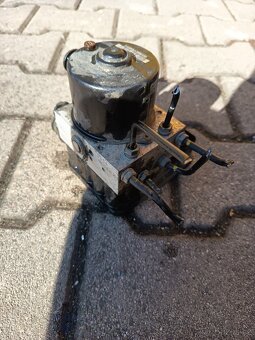 Prodám ABS na škoda Octavia 2 - 2