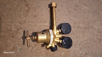 Redukční ventil - acetylen - 2