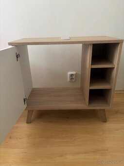 Skříň pod umyvadlo - 2