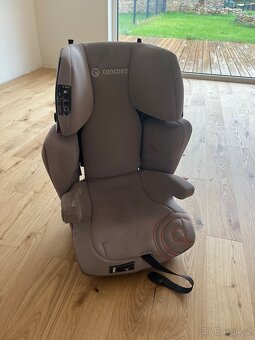 Prodám dětskou autosedačku Concord Transformer XT - 2