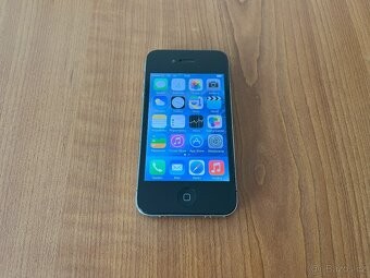iPhone 4 s kapacitou 16 GB - originálne balenie - 2