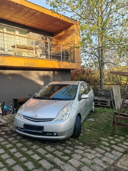 Toyota Prius II - 2