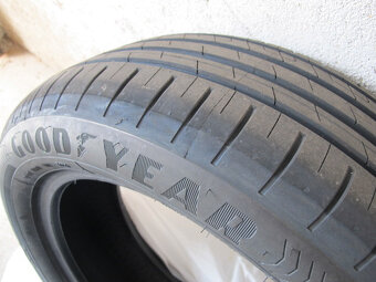 nejeté Good Year 205/55 R17 91V - letní 4ks - 2