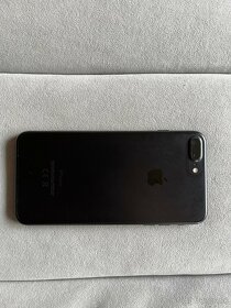 iPhone 7 - 32 GB - 2