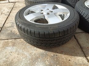 Prodám 4x alu 6,5Jx15H2 rozteč 5x100 se zim. pneu 195/55R15 - 2