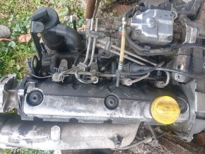 Prodám motor na Renault laguna - 2