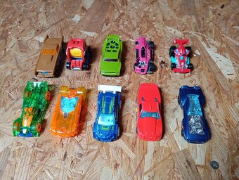 HotWheels auta - 2