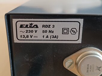 Stabilizovaný zdroj ELIA RDZ 3 13,8V - 2