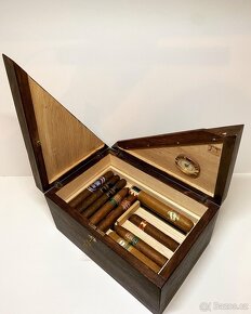 Humidor křídlový - 2