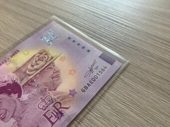 0 Euro Souvenir The Queen's Platinum / královna Alžběta - 2