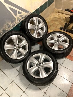 Alu kola Škoda R17 5X112 NOVÉ LETNÍ PNEU 225/50 R17 TOP STAV - 2