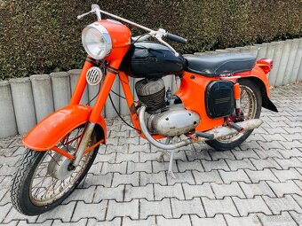 Jawa 250/590 Sport - 2