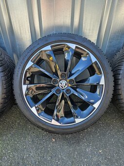 Zimní alu kola Supernova 19" Škoda Superb 235/40 R19 - 2