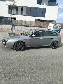Alfa Romeo 159 1.9JTD 88kw combi rok 2007 - 2